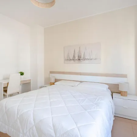 Διαμέρισμα Guesthost - Le Vele With Balcony *