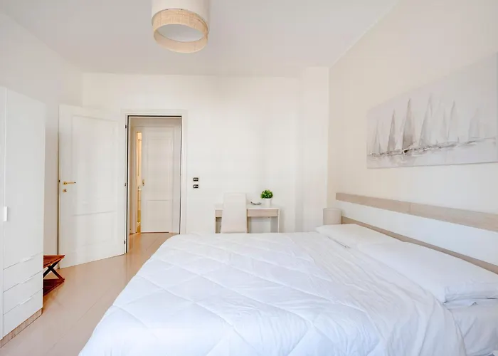 Guesthost - Le Vele With Balcony Lejlighed Bari